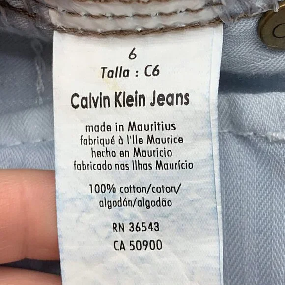 🎉Calvin Klein Jeans Dark Wash Denim Jean Shorts - Picture 5 of 7